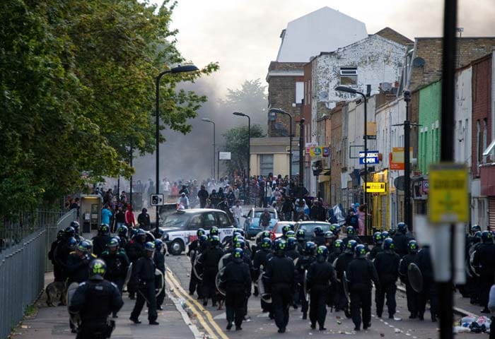 Rioting breaks out in north London