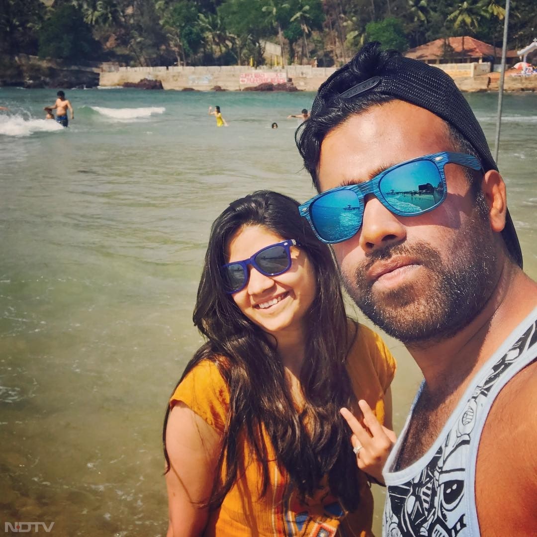 विशाल शर्मा अक्‍सर अपनी वाइफ संग फोटोज शेयर करते हैं, जिन्‍हें फैंस खूब पसंद करते हैं.vish3024/Instagram