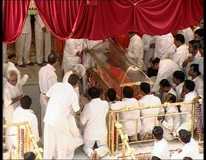 Final farewell to Sathya Sai Baba