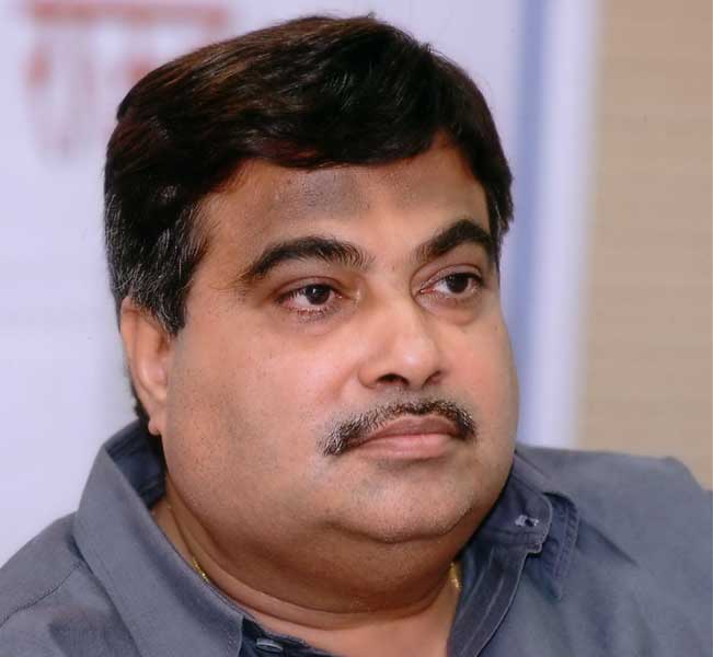 <b>Nitin Gadkari:</b><br><br>BJP President Nitin Gadkari condoled Sai Baba's death and said, "The departure of such a great cultural and social icon of global fame from the spiritual world has left a void which will remain unfulfilled for a long time to come."