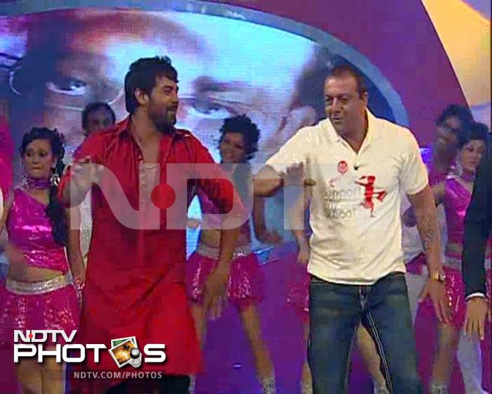 Sanjay is joined by actor Shabbir Ahluwalia.