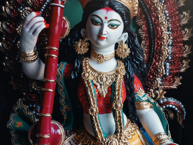 सरस्&zwj;वती पूजा के दिन छात्रों को करने चाहिए ये काम