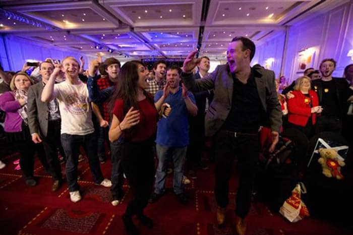 Supporters of the No campaign for the Scottish independence referendum celebrate a result at a No campaign event at a hotel in Glasgow, Scotland, Friday, Sept. 19, 2014.