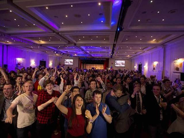 Scotland Decides, Rejects Independence From Britain in a Close Vote