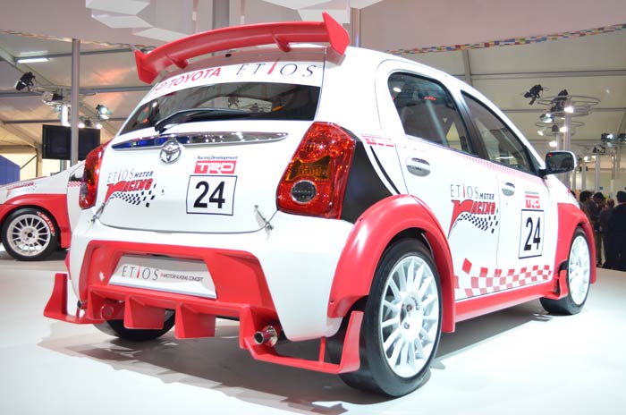 Toyota has unveiled motorsporting version of its Etios model at the Auto Expo 2012.