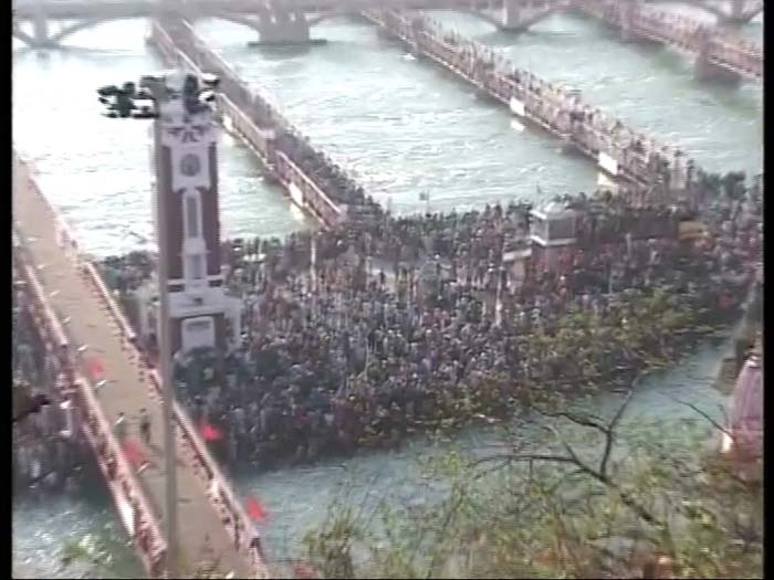 Adequate security arrangements were reportedly in place at <i>har ki pauri</i> and <i>bramhakund</i> which is to be open to the public till about 10 am on Monday, March 15.