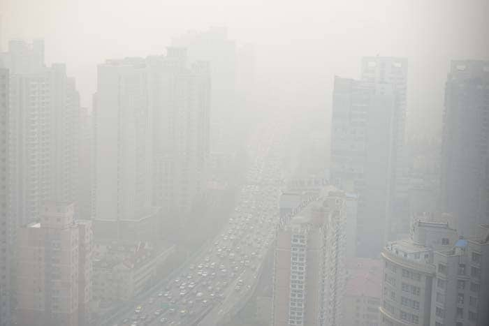 Record smog level shuts down Shanghai