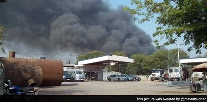 Huge fire in slum in South Delhi, nearly 30 fire engines deployed