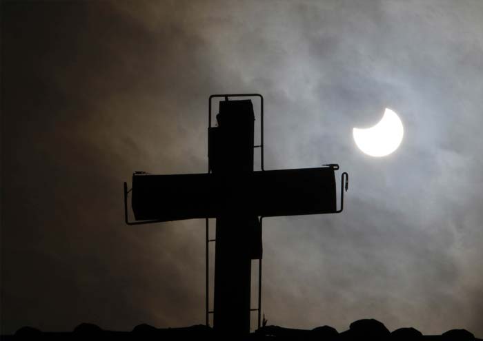 Eclipse in the backdrop of the pyramids