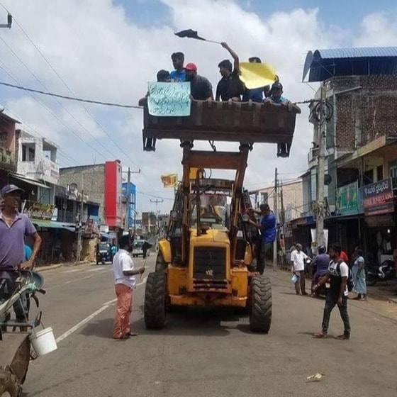 In Pictures: Protesters Break Into Sri Lanka President\'s Home