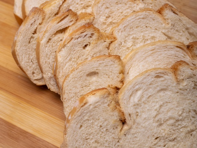 ब्रेड बासी हो जाए तो ऐसे करें यूज