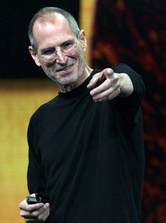 <b>From Wired: </b>What made Steve Jobs?Steve Jobs? The life and times of a man who helped shape the world as we know it now, and his incredible journey from school dropout to technology wizard.
<a rel="nofollow" href="http://www.wired.com/epicenter/2011/10/jobs/all/1">http://www.wired.com/epicenter/2011/10/jobs/all/1</a>