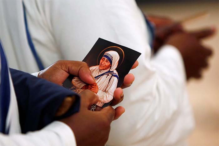 Mother Teresa Hours Away From Sainthood