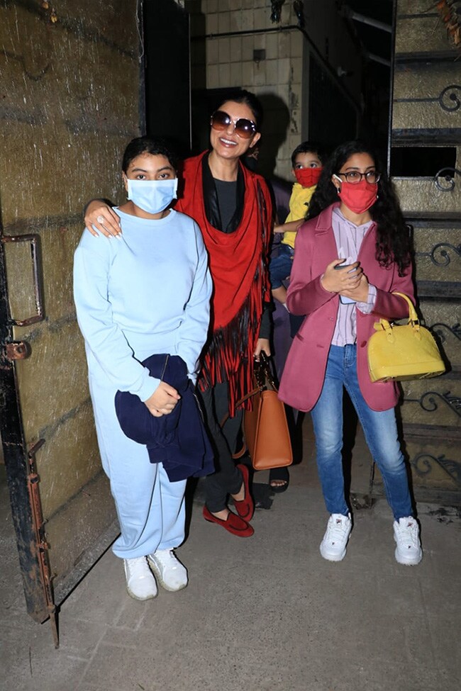 Sushmita Sen along with her family in was spotted in Mumbai on Wednesday.