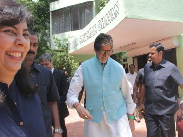In Pictures: Swachhta Ki Pathshala With Big B