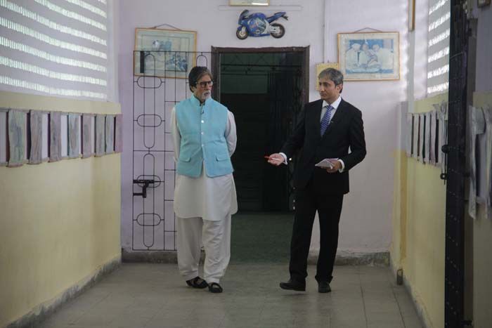 Amitabh Bachchan echoed the Gandhian belief of Cleanliness being one of the most important virtues of a good life.