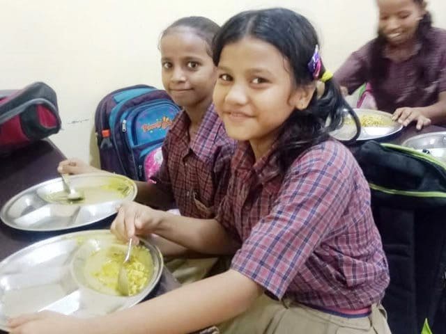 Photo : Gurgaon's Diksha School Fights Malnutrition By Feeding Mid-Day Meals To 400 Children