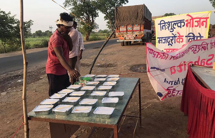 Madhya Pradesh\'s Sukarma Foundation Has Helped Feed Over 20,000 People Amid Lockdown