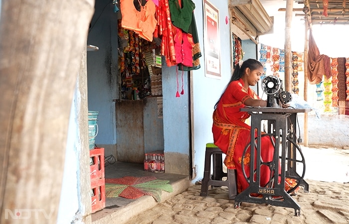 The USHA Silai School program fosters a sense of community and collaboration among women, empowering them to support each other. Women who were once dependent on others for income now contribute significantly to their households and communities.