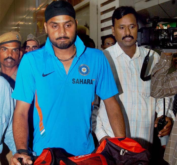 Harbhajan Singh arrives at Chennai Airport, after India won the Compaq Cup tri-series final in Sri Lanka on Monday, September 14 2009. (PTI Photo)