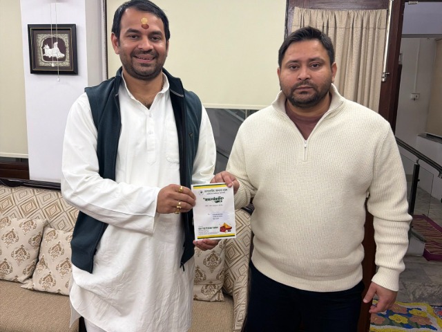 तेज प्रताप यादव की अब तक की सबसे चर्चित तस्&zwj;वीरें