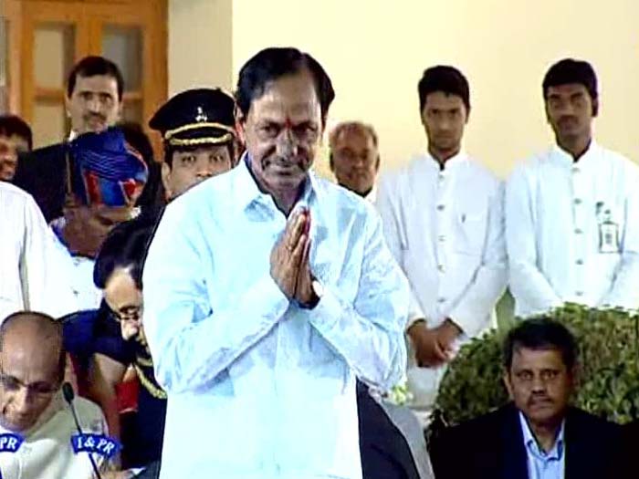 K Chandrasekhar Rao Sworn in as First Chief Minister of Telangana