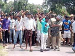 Photo : Telangana crisis: massive protests erupt across state