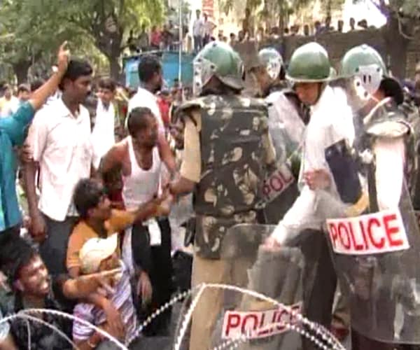 In another incident, 150 students were taken into custody after they forced their way by breaking the barricades at the Nizam College hostel near the Assembly.