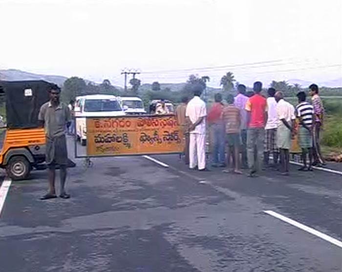 For nearly two months, the other two regions of Andhra Pradesh- Rayalseema and Coastal Andhra, jointly referred to as "Seemandhra" - have been witnessing daily demonstrations by those who demand a "United Andhra." Tirupati lies in the Rayalseema area.