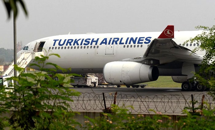 The Turkish Airlines flight made an emergency landing at Delhi's international airport this afternoon after the pilot reported a "bomb threat" written in lipstick on a mirror in bathroom. (AFP Photo)