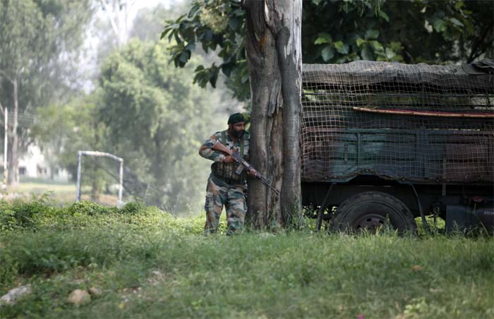Terrorists attack police station, army camp in Jammu and Kashmir