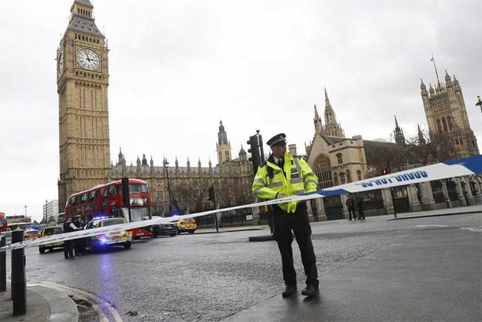 Terror in Westminster: Car-And-Knife Attack In Heart Of London