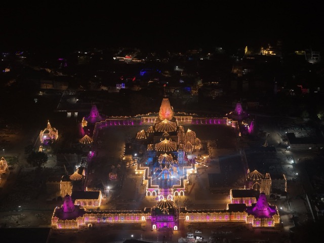 अद्भुत! अयोध्या में राम मंदिर का पहली बार दिखा ऐसा दिव्य रूप, देखिए