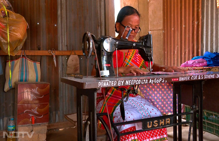 "When I got married, I was given a sewing machine. My husband taught me some sewing and it became a source of income for us," says Kalpana Debbarma, who lives in Desharampara village of West Tripura. At the age of 22, Kalpana married a tailor, and it was then that she expressed a desire to learn the art of sewing.