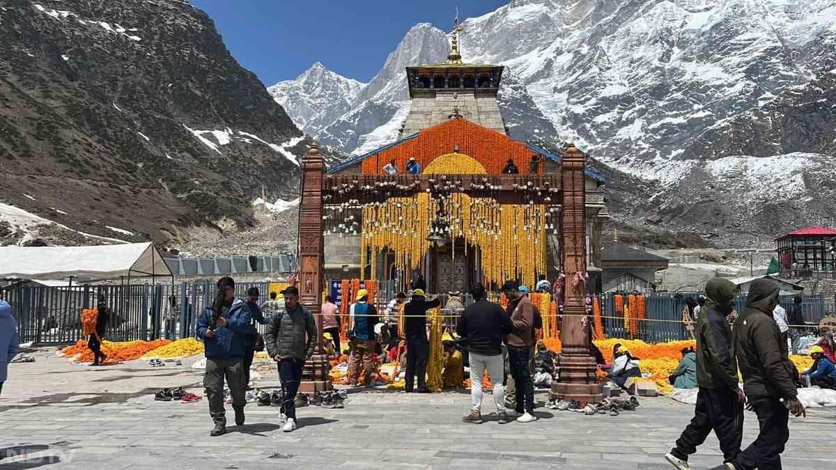दिव्य,भव्य, अलौकिक...51 कुंतल फूलों से सजा बाबा केदार का धाम, तस्वीरें मन मोह लेंगी
