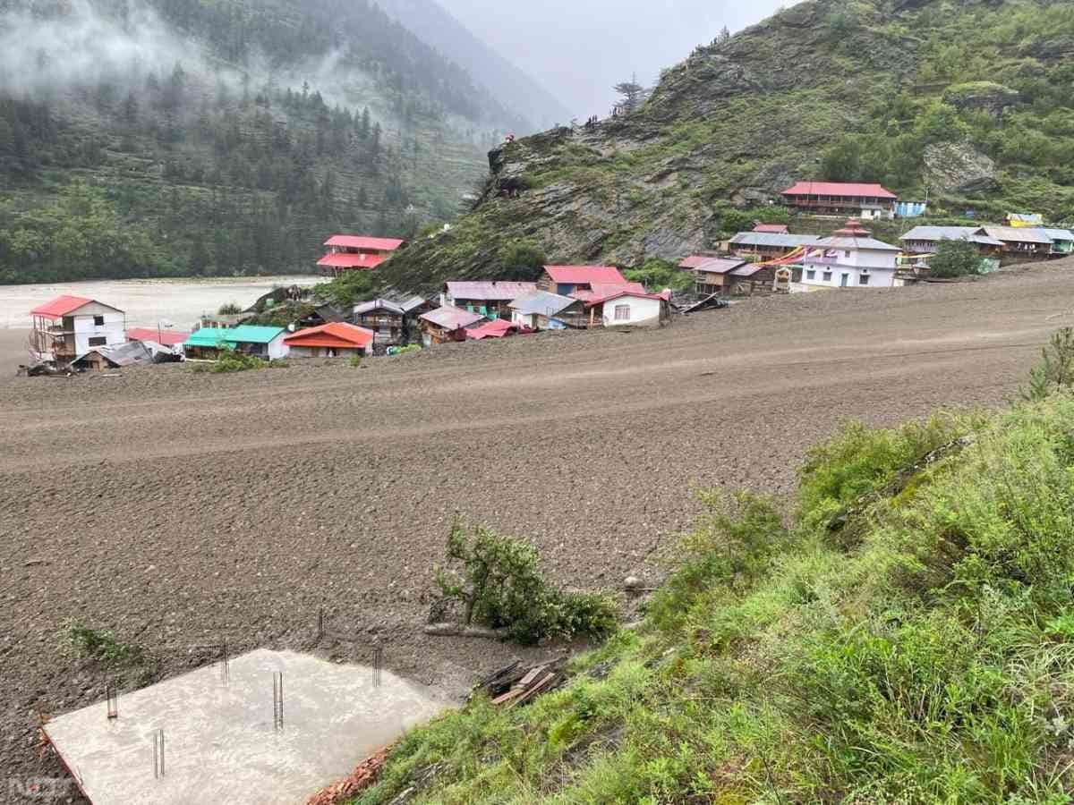 उत्तरकाशी में आया ऐसा सैलाब... जमींदोज हो गया पूरा गांव, दिल दहलाने वाली तस्वीरें आई सामने