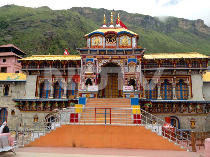 The Badrinath temple, which unlike the Kedarnath temple, was largely undamaged by the floods.<br><br>Pic: NDTV's Tejas Mehta