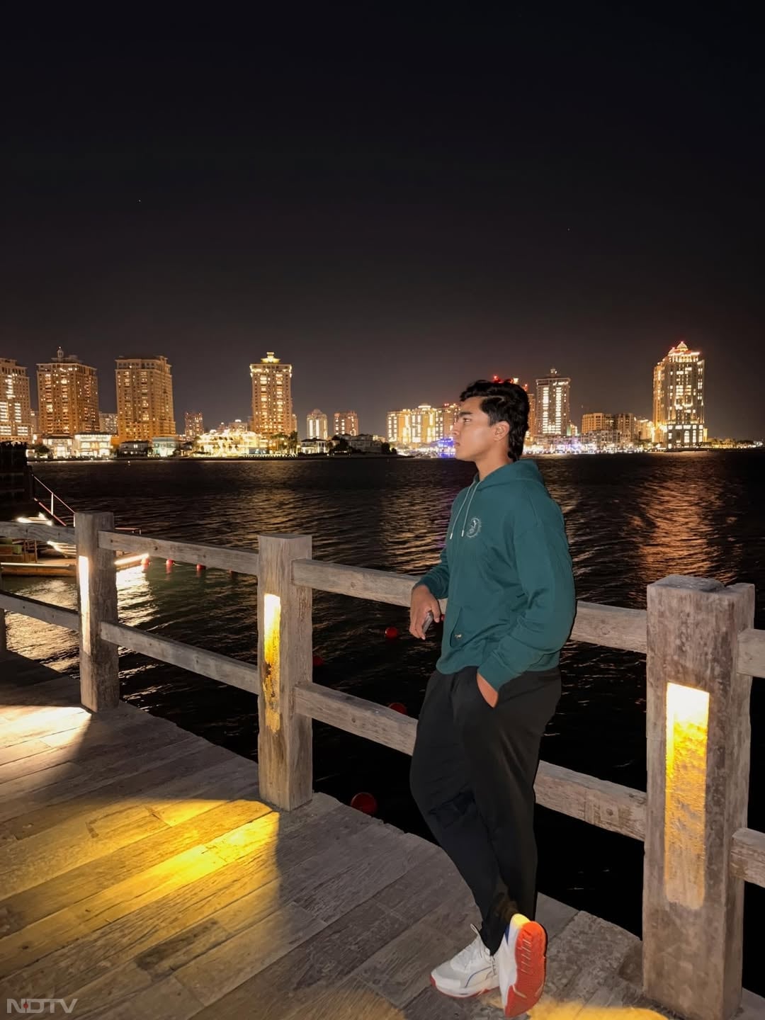 वैभव सोशल मीडिया पर एक्टिव हैं और अपनी फोटोज शेयर करते रहते हैं. vaibhav_sooryavanshi09/Instagram