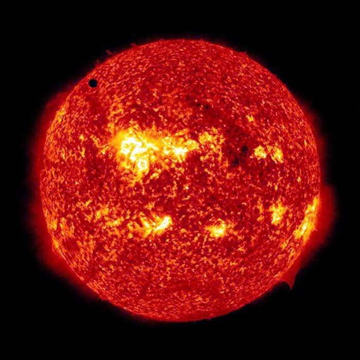 Venus transits across the sun