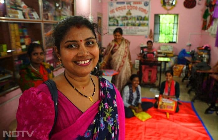Myank Khantwal, Founder of Samaarambh Foundation, interacts with tribal women trainees in Turtuk's Training cum Production Centre, surrounded by donated Usha machines and designer wear prototypes like laptop bags. As women practice advanced stitches under guidance, his emphasis on empowering underserved communities highlights the collaboration's impact, enabling regular income generation and social-economic upliftment through skills that transform homemakers into entrepreneurs in Ladakh's challenging terrains.
