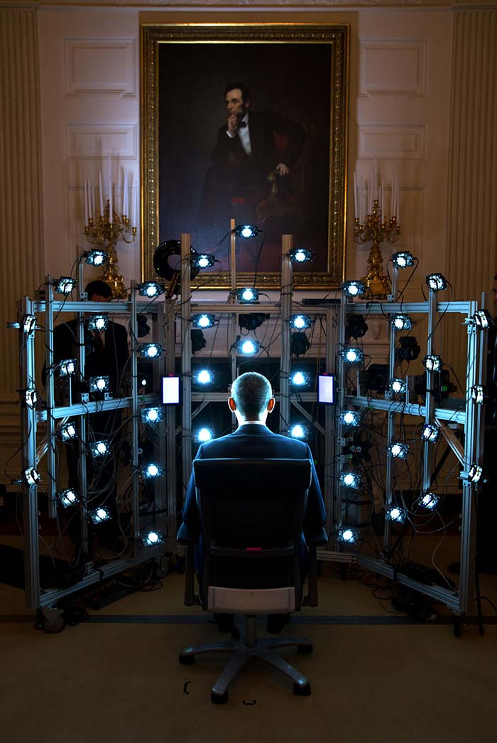 US President Obama sits for a 3D portrait being produced by the Smithsonian Institution. </br> Photo Credit:</b> <a href=" http://www.whitehouse.gov/photos-and-video/2014-photos" rel="nofollow" target="_blank"><b>Pete Souza, Director and Chief Official White House Photographer</b></a>