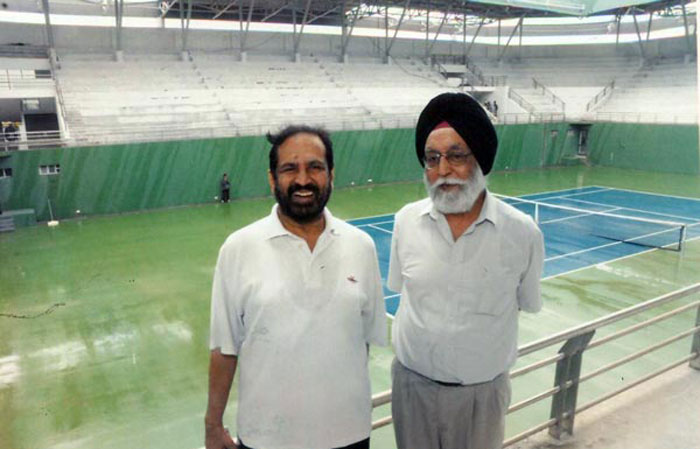 <b>India's Sports Minister MS Gill compared the Commonwealth Games to a grand and typical Indian wedding.</b><br><br>We have our Punjabi weddings where you keep collecting laddoos (sweets) and flowers till midnight, but early morning somehow you get the garlands and laddoos and hope the baraat (wedding party) is happy. I am hopeful that we will have a good Commonwealth Games but I am not God. I will look for it on October 15 when the wedding party has left and the girl (bride) has gone too happy. This is my way of looking at it.