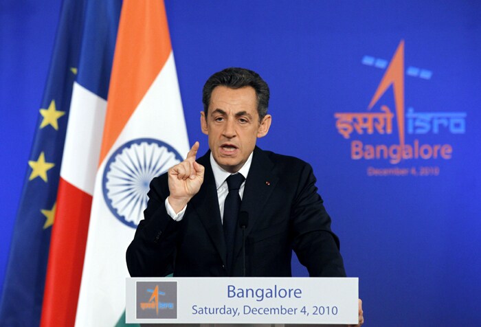 <b>Nicholas Sarkozy on allegations of illegal campaign financing stemming from meals at estate of Liliane Bettencourt, heir to the L'Or�al fortune:</b><br><br>Can you imagine? I arrive in front of other guests, and I leave with cash? This is slander.