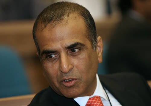 <b>Airtel chief Sunil Mittal on Bharti-Zain deal :</b><br><br> I think we have cracked the code in Nigeria.<br><br> With this acquisition, Bharti Airtel will be transformed into a truly global telecom company with operations across 18 countries fulfilling our vision of building a world-class multinational.