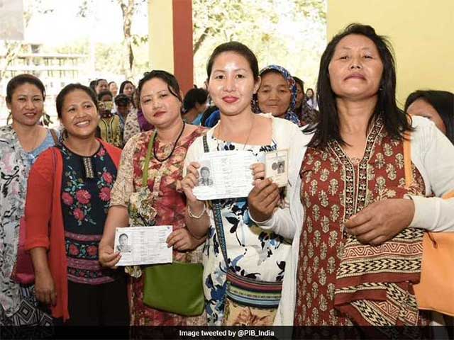 Photo : Women Voters Outnumber Men To Cast Their Vote During Phase 1 Of Lok Sabha Polls