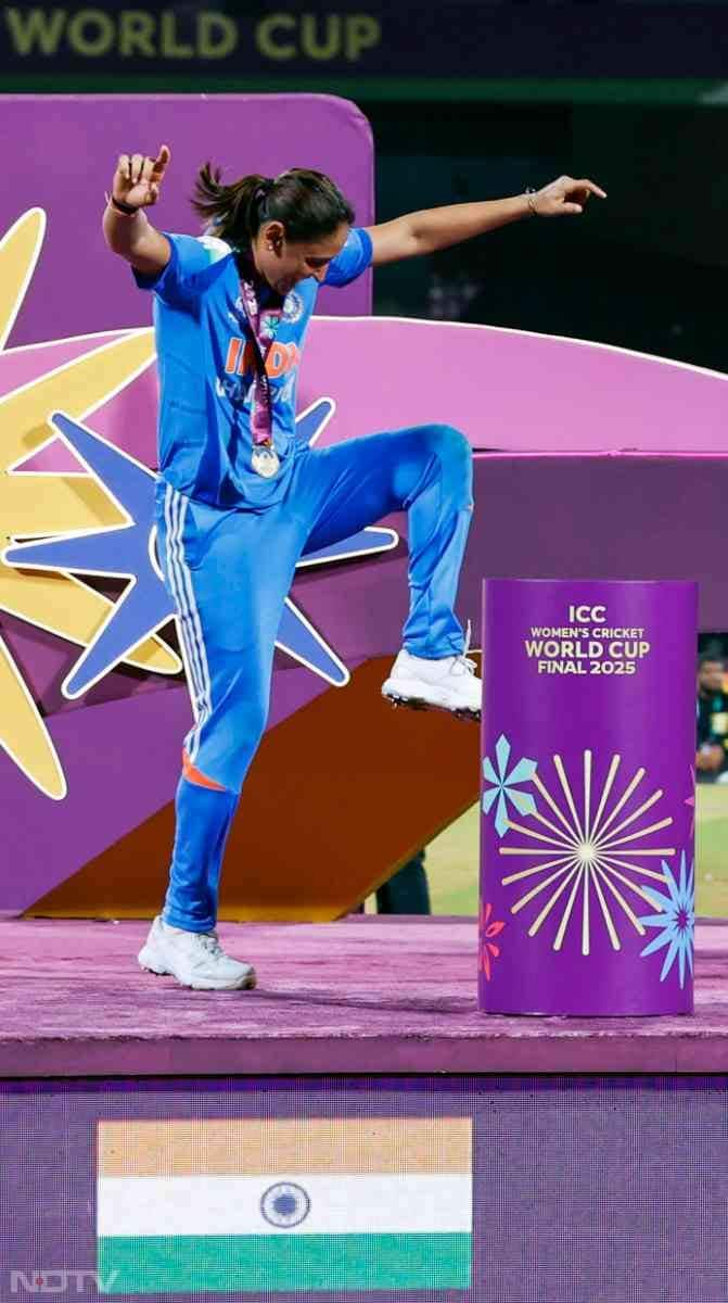 Women World Cup 2025 : विश्व विजेता हैं हम! दुनिया ने देखा भारत के 'बेटियों' का दम, जश्न की शानदार तस्वीरें देखिए