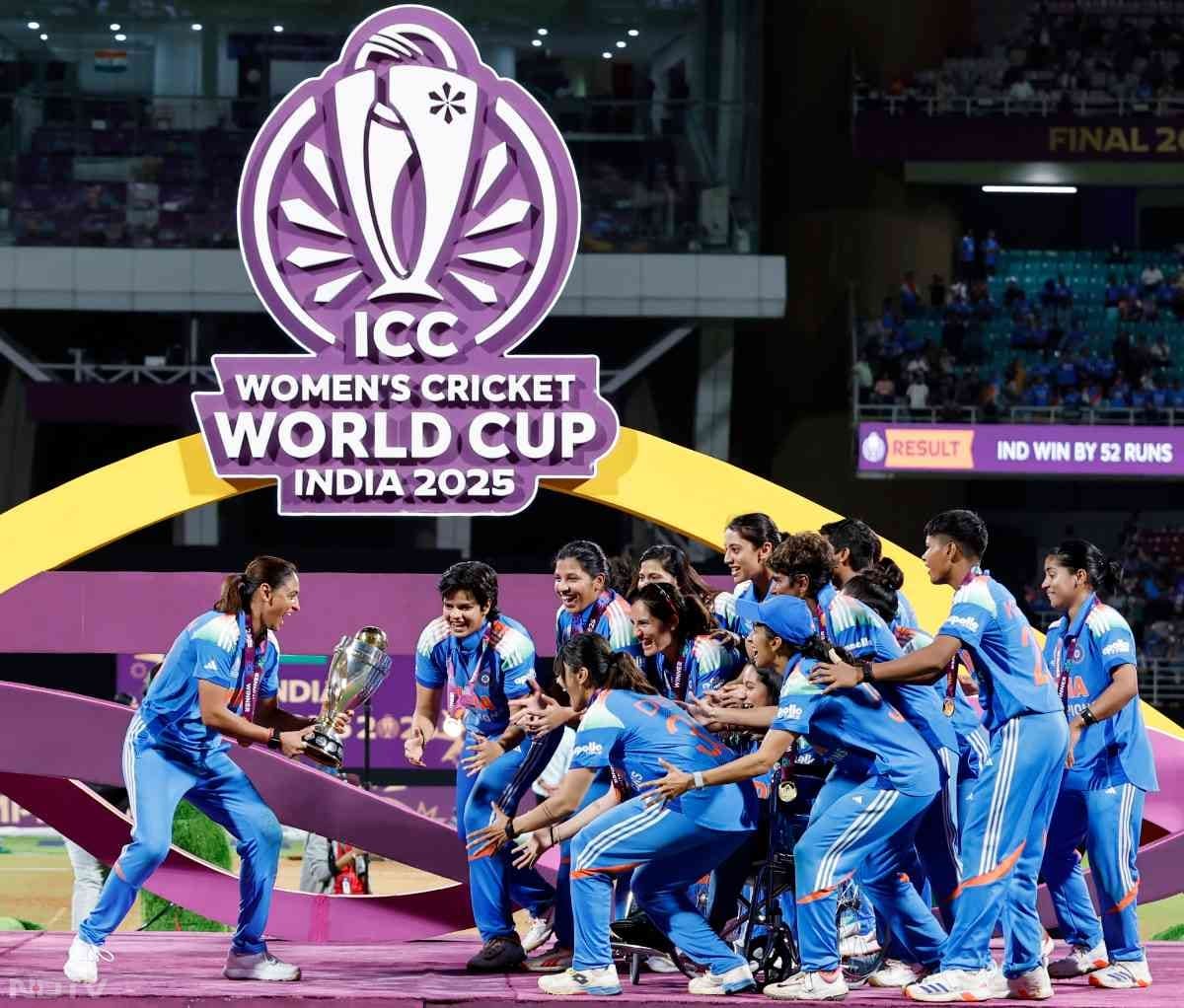 Women World Cup 2025 : विश्व विजेता हैं हम! दुनिया ने देखा भारत के 'बेटियों' का दम, जश्न की शानदार तस्वीरें देखिए