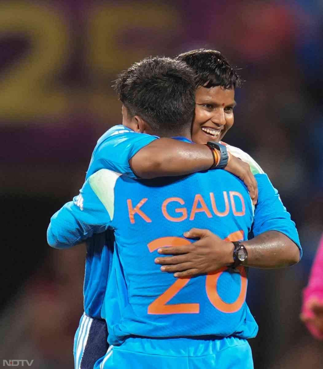 Women World Cup 2025 : विश्व विजेता हैं हम! दुनिया ने देखा भारत के 'बेटियों' का दम, जश्न की शानदार तस्वीरें देखिए