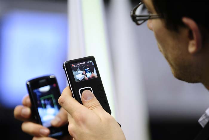 The auction of third-generation (3G) spectrum garnered nearly Rs 68,000 crore as against the earlier target of Rs 35,000 crore. Nine telecom players, including BSNL, MTNL, Bharti, Vodafone and RCom, paid Rs 67,719 crore to the government towards 3G spectrum.<br><br>Bharti Airtel paid the highest Rs 12,295.46 crore for 3G spectrum in 13 circles, followed by Vodafone Rs 11,617.86 crore. State-owned BSNL also paid Rs 10,186.56 crore for the radio waves across India, except in Delhi and Mumbai.