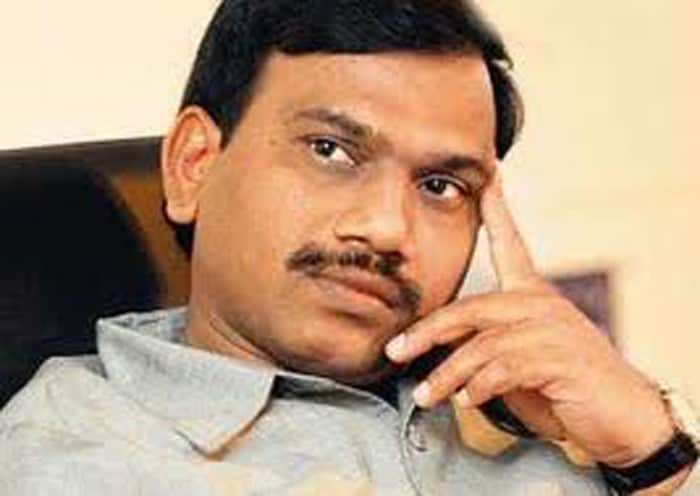 The 2G spectrum scam, believed to be India's largest-ever swindle, cost the nation a whopping 1.76 lakh crores.<br><br>Ever since allegations of misappropriation of funds during bidding of 2G spectrum surfaced, the ruling politicos in Delhi and Tamil Nadu had a tough time.<br><br>After dodging the question of resigning for months, and putting the UPA in a jeopardy, Minister of Telecommunications and IT, A Raja finally put in his papers.<br><br>In 2008, 2G licenses were issued to private players at throwaway prices. This cost the government 1.76 lakh crore rupees in revenues. The Controller and Auditor General(CAG) has in its report alleged that rules and procedures were flouted in the bidding process.
